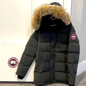 Canada Goose Carson Parka (men’s medium)
